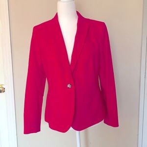 New with tags beautiful Dark pink wool blazer